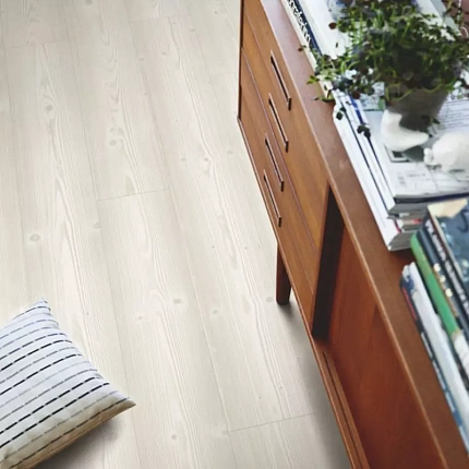 Фото - Виниловая плитка Pergo Optimum Modern plank Click Скандинавская белая сосна